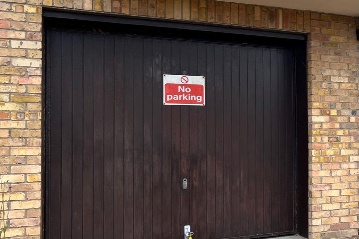 Commercial property for sale in Garage 5 Marina Village, Malahide, Co