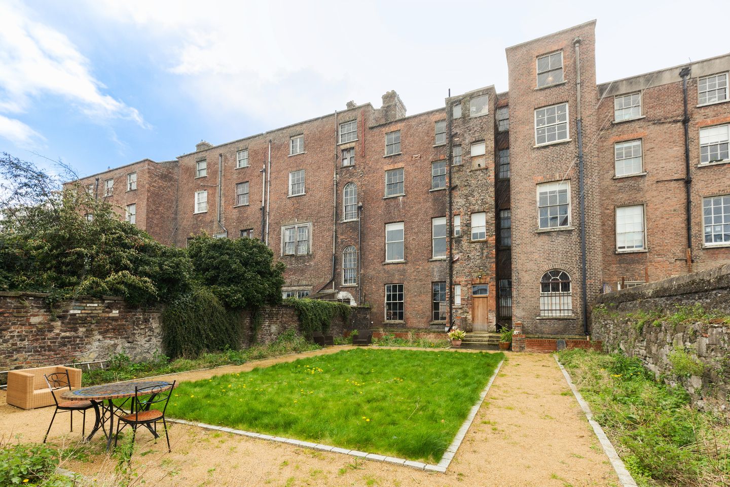 Commercial property for sale in 7A Henrietta Lane, Henrietta Street