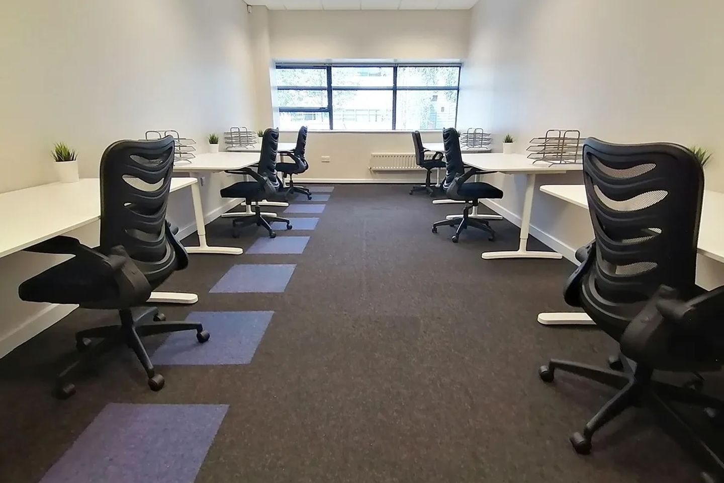Commercial property for rent in Sky Business Centres, Office 10, Plato