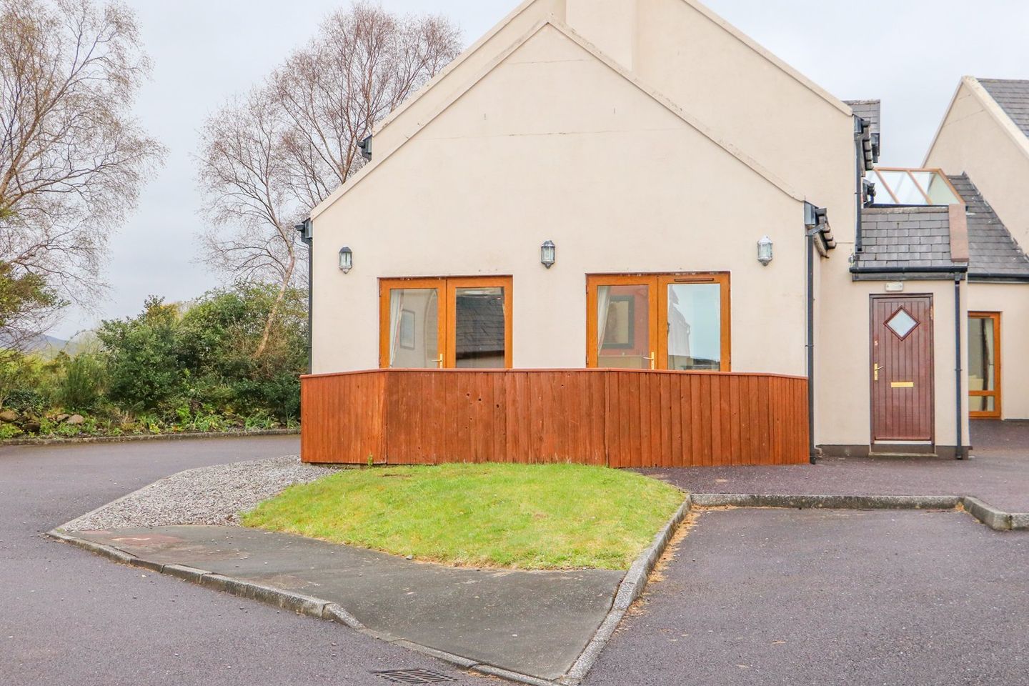 Holiday Homes in 5 Sneem Leisure Village, Seaview, Sneem, Co. Kerry on