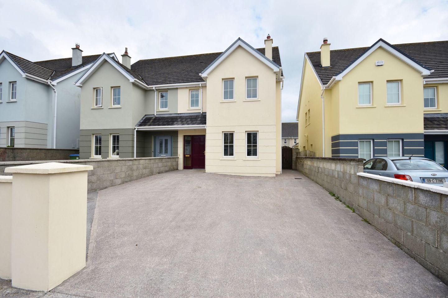 20 Cois Baile, Listowel, Co. Kerry, V31XV59 is for sale on Daft.ie