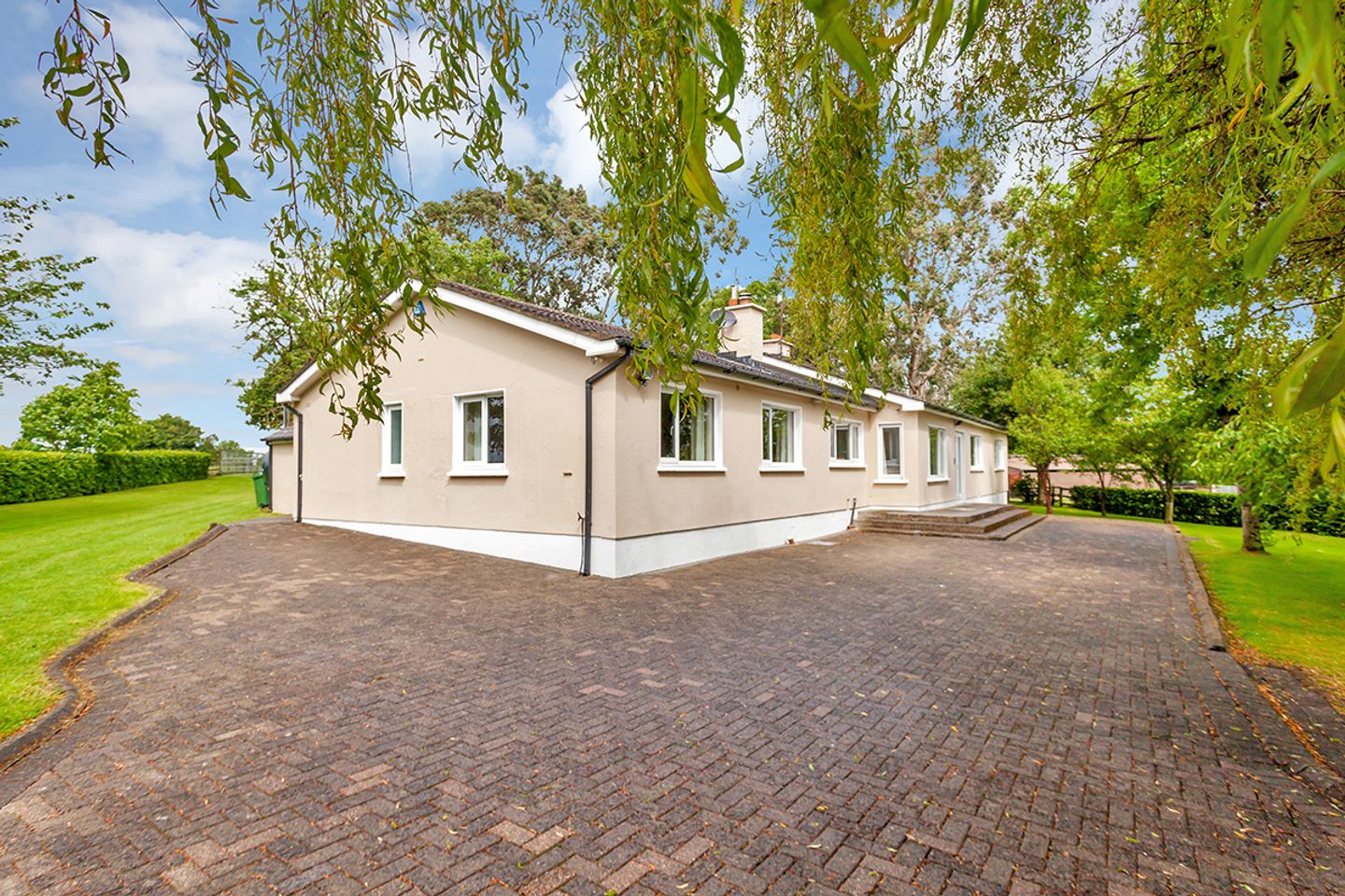 Eadestown Lodge, Eadestown, Naas, Co. Kildare, W91WR5V is for sale on