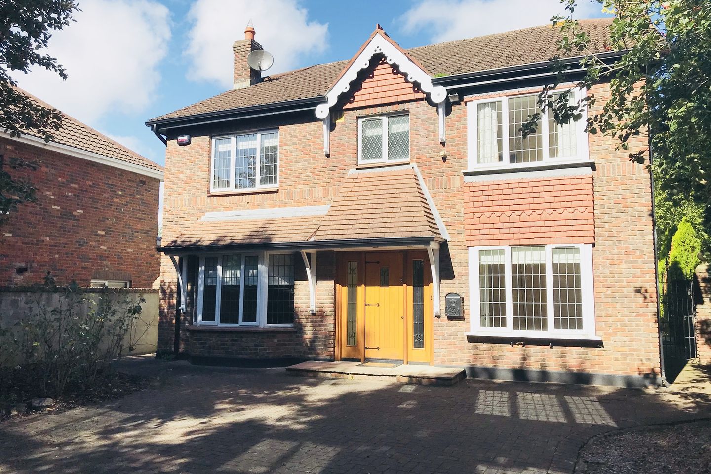 8 Chesterfield Avenue, Castleknock, Co. Dublin