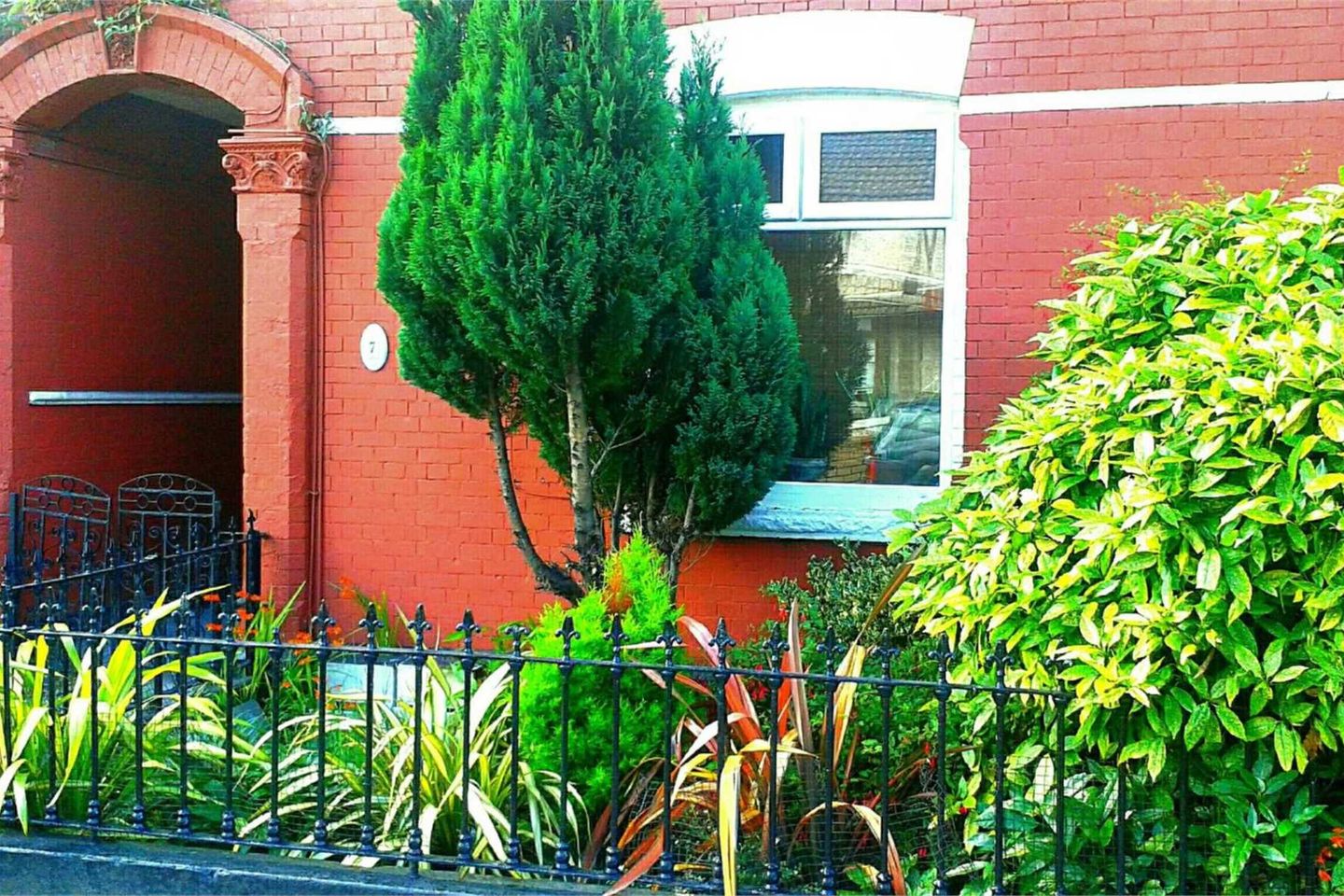 7 Fairfield Avenue, East Wall, Dublin 3, D03RW83 is for sale on Daft.ie