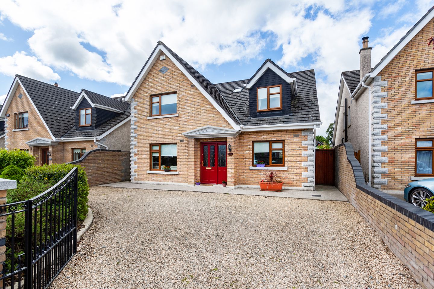 Heron, Burgage Manor, Blessington, Co. Wicklow, W91RC44