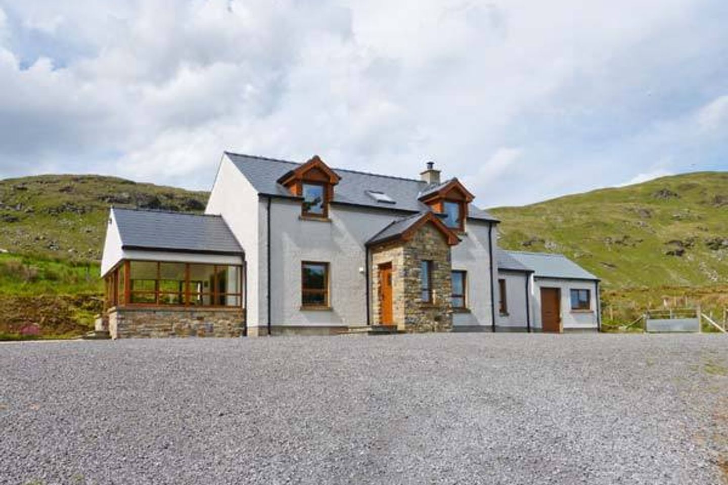Ref. 906503 Blue Stack House, Meenaguish Beg, Donegal Town, Co. Donegal