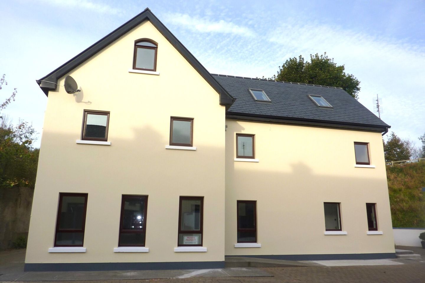 Block of 4 Apartments, Altamont Court, Altamount Street, Westport, Co