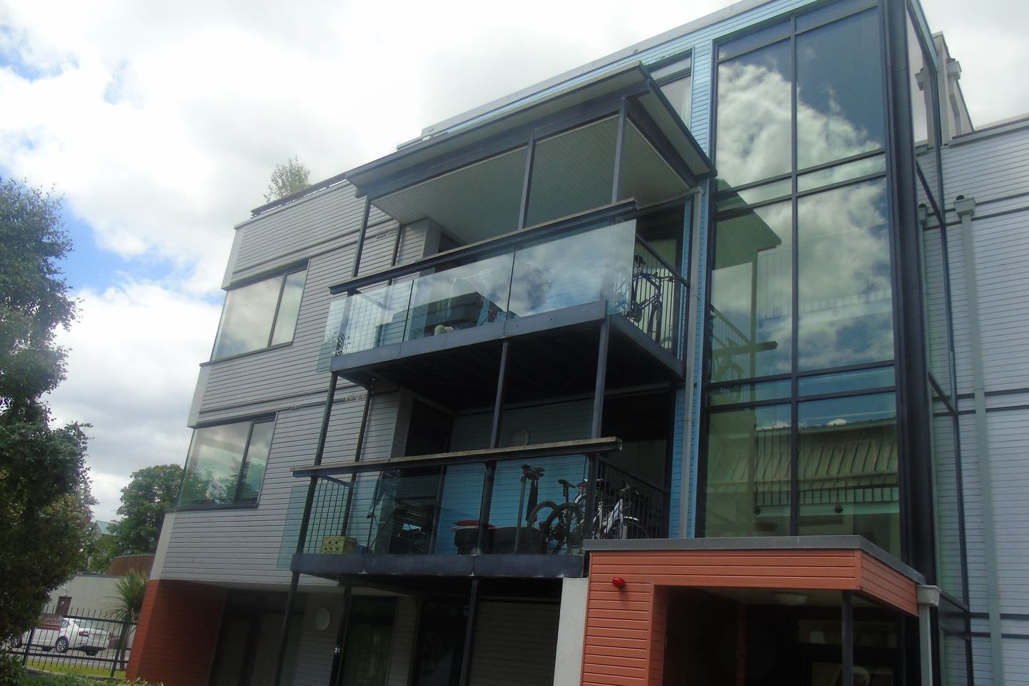 Apartment 8C, The Ash, The Avenue, Killarney, Co. Kerry, V93YW53 is for