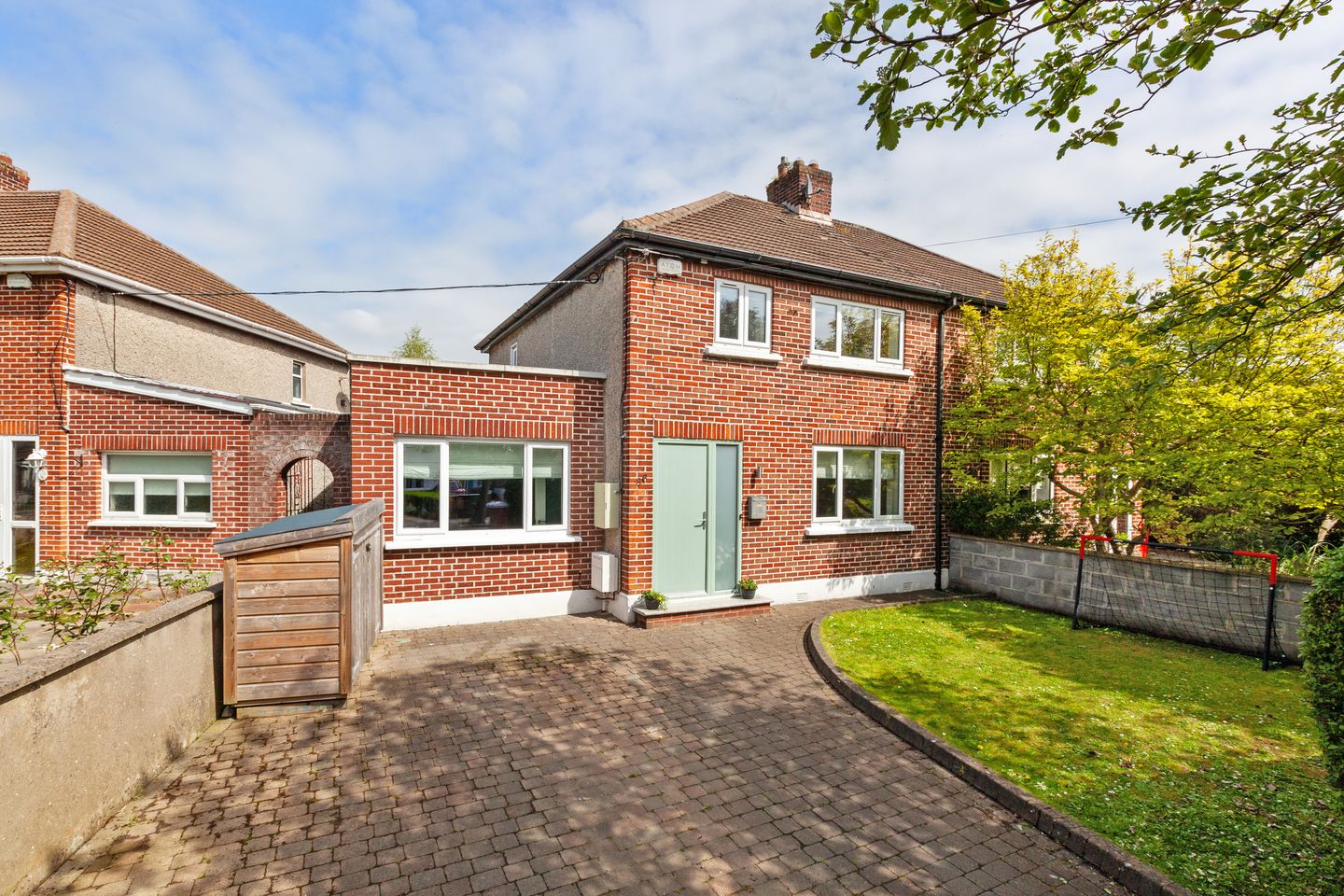 36 Craigford Drive, Killester, Killester, Dublin 5, D05P6N2 is for sale