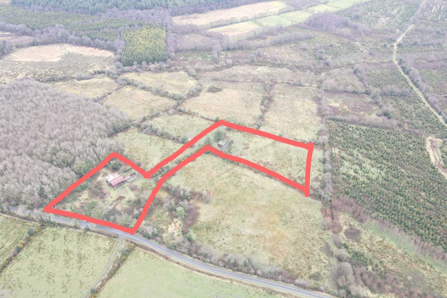 Bungalow on c.4.5 acres at Derryheelan, Drumlish, Co. Longford