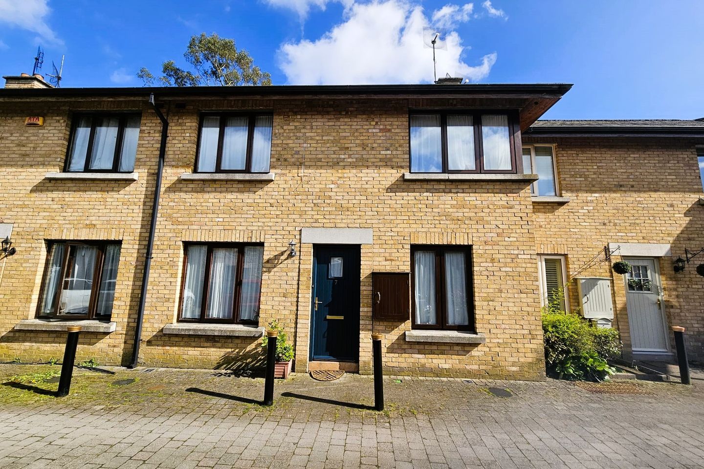 7 Old Court House, Market Square, Collon, Co. Louth, A92T9F8 is for sale on Daft.ie