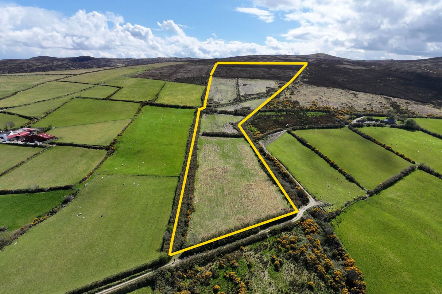 MOSSY GLEN, KINNAGOE BAY, LECAMY, MOVILLE, Co. Donegal