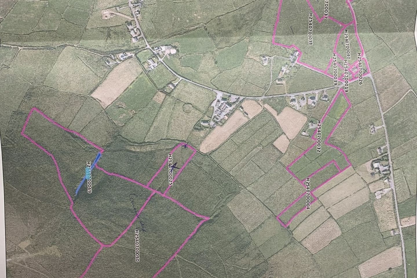 Commercial property for rent in Clogher, Ballyferriter, Co. Kerry