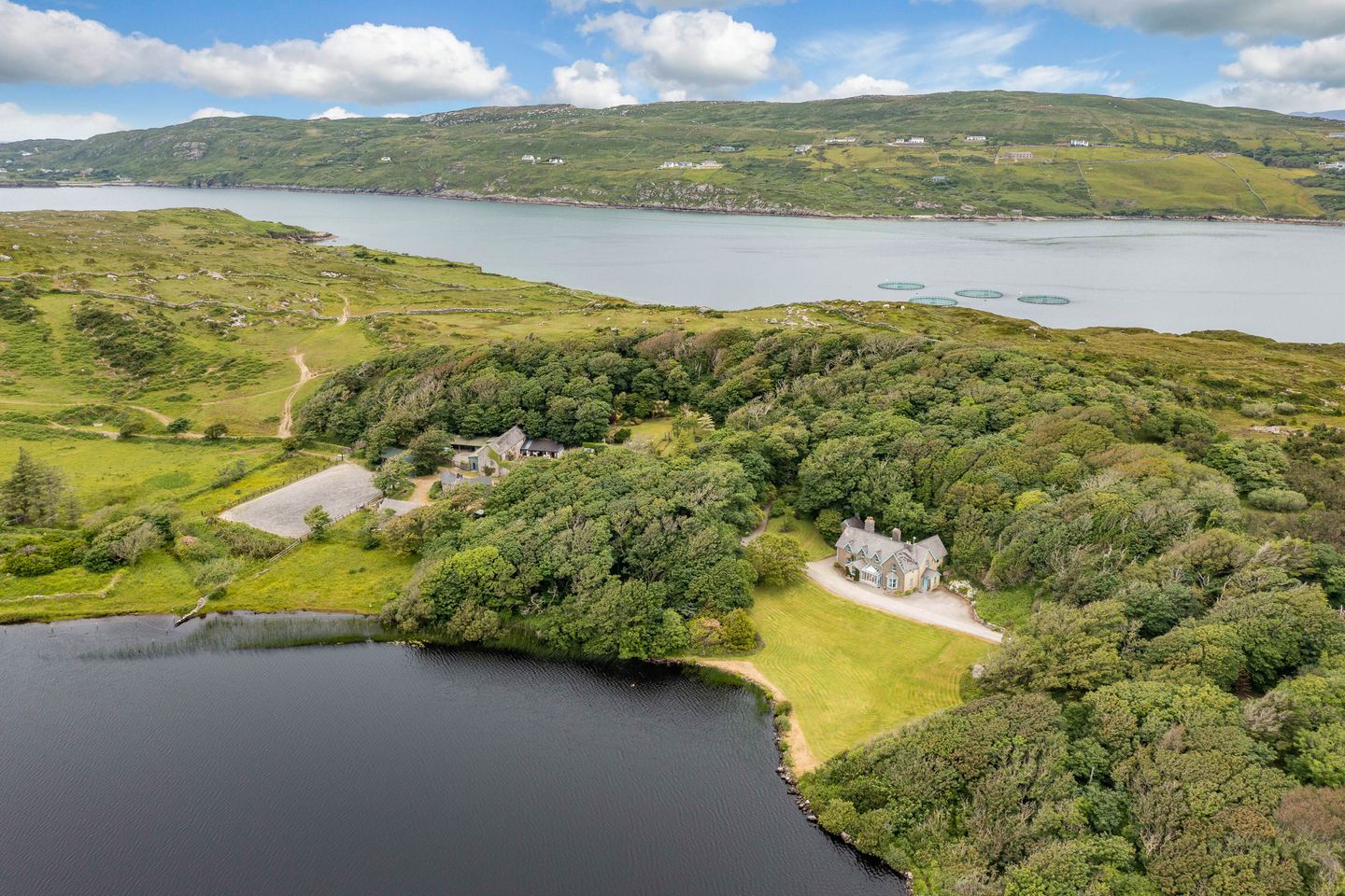 Errislannan Manor, Errislannon, Clifden, Co. Galway, H71N932