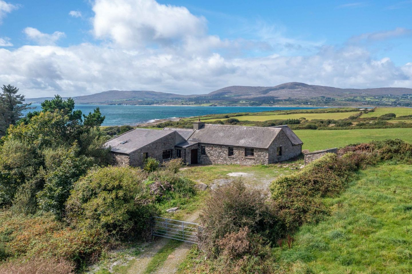 Drishane, Dunbeacon, Durrus, Co. Cork, P75XK54