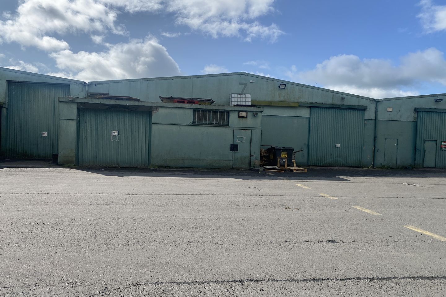 Commercial property for rent in Rock Industrial Estate, Cashel, Co