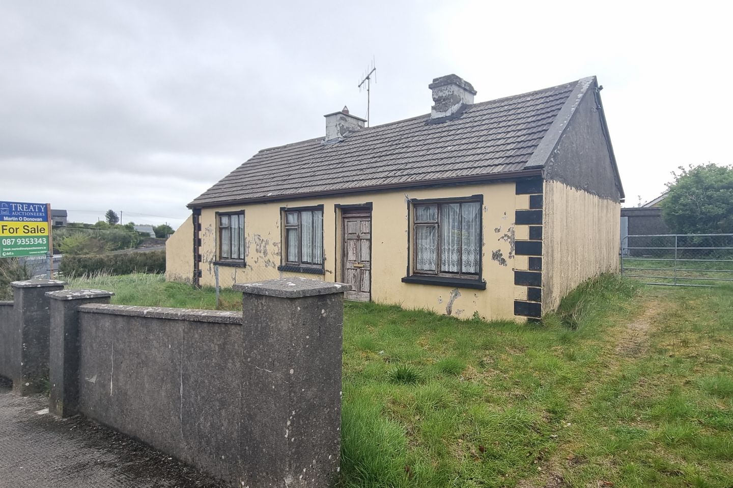School Road, Carrigkerry, Carrigkerry, Co. Limerick, V94W9KW is for