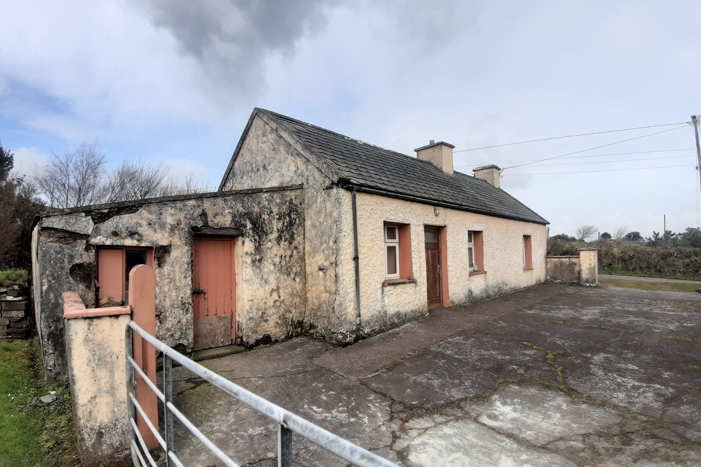 Coolnaharragill Upper, Glenbeigh, Co. Kerry, V93W1W4 is for sale on Daft.ie