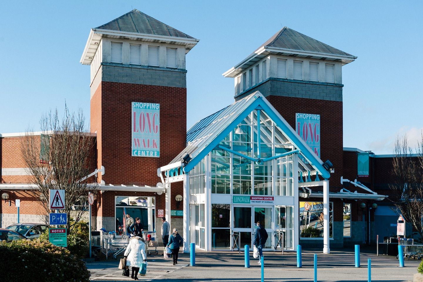 Longwalk Shopping Centre, Longwalk Road, Townparks, Dundalk, Co. Louth