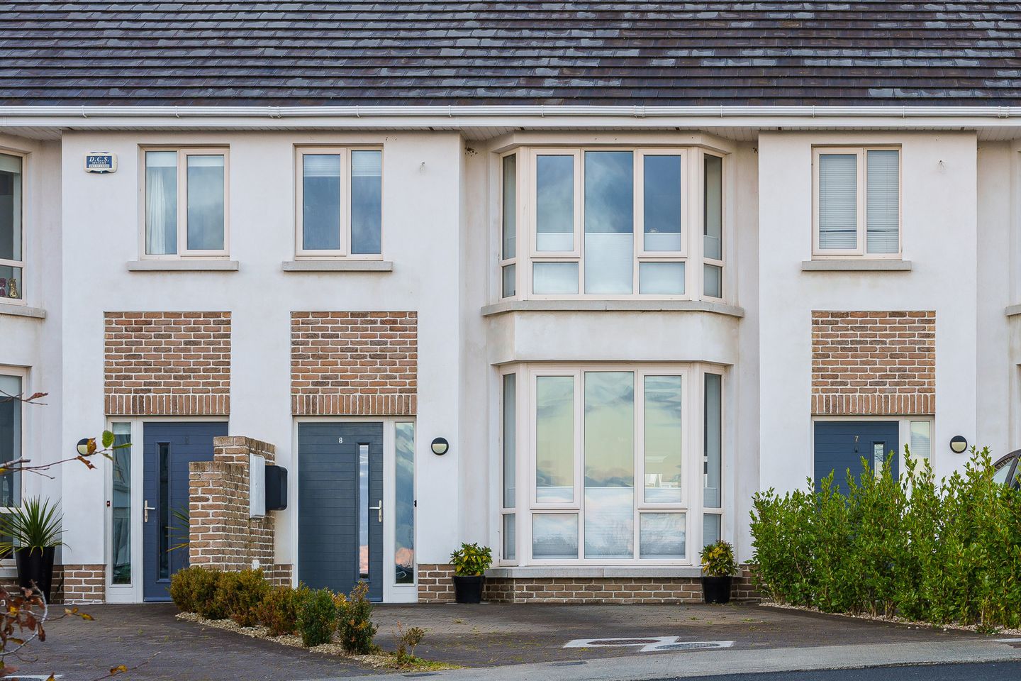 8 Seaview Heights, Cnoc Na Mara, Blackrock, Co. Louth, A91YTX6 is for