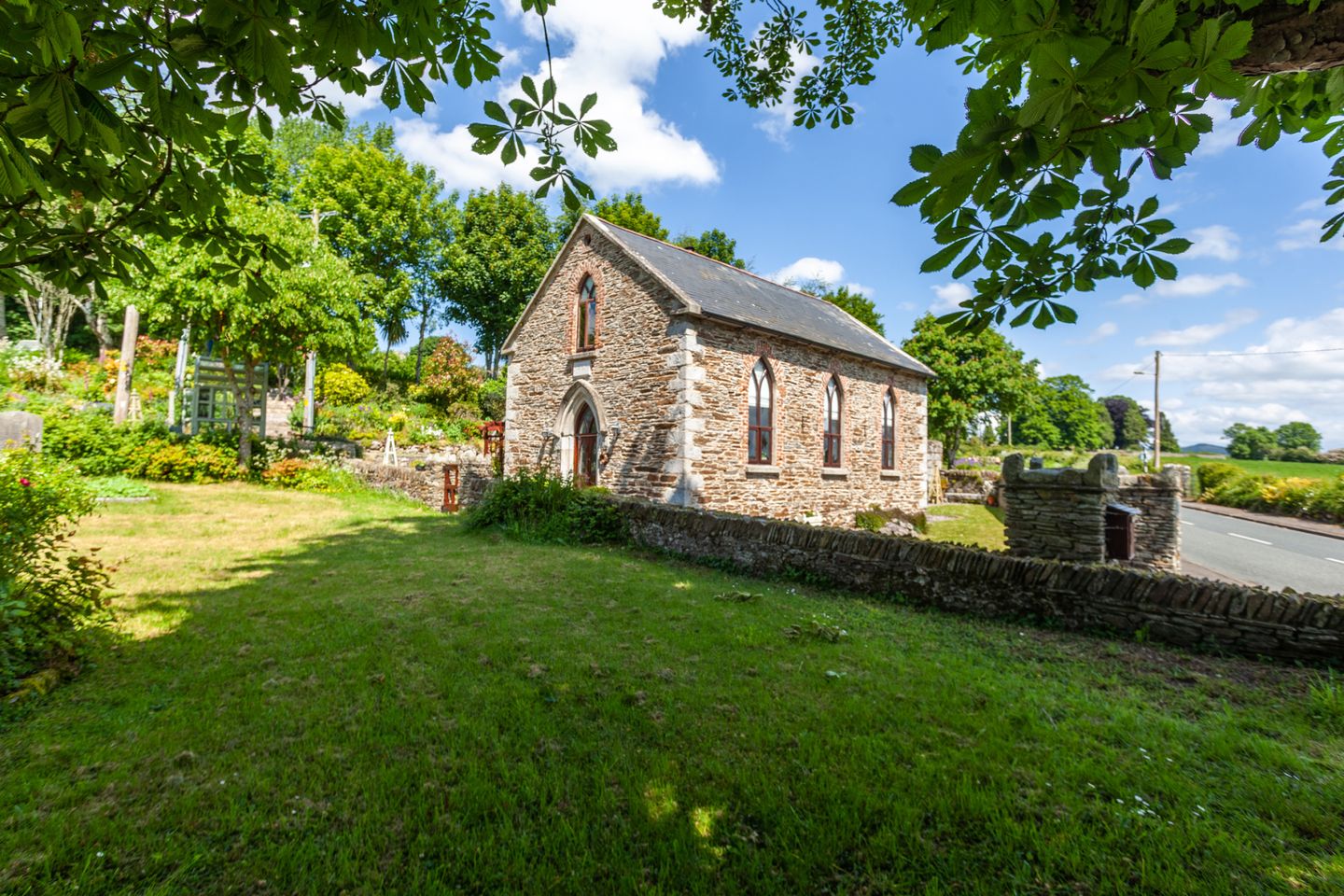 Wesleyan Church Lodge, Clonegal, Enniscorthy, Co. Wexford, Y21R234 is