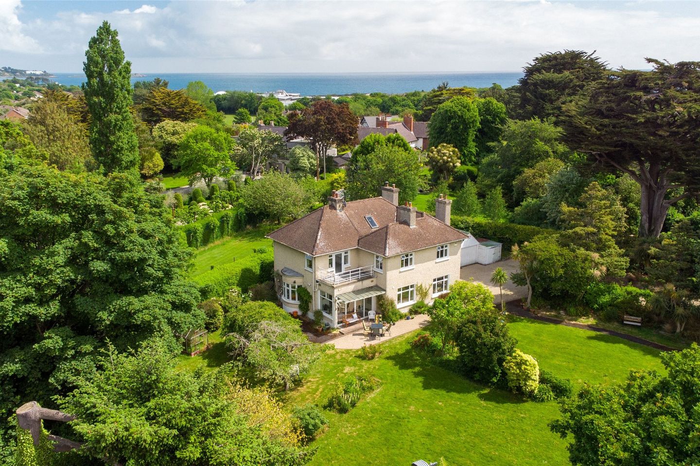 Coolvally, Abingdon Park, Shanganagh Road, Old Shankill, Dublin 18, D18K1W3