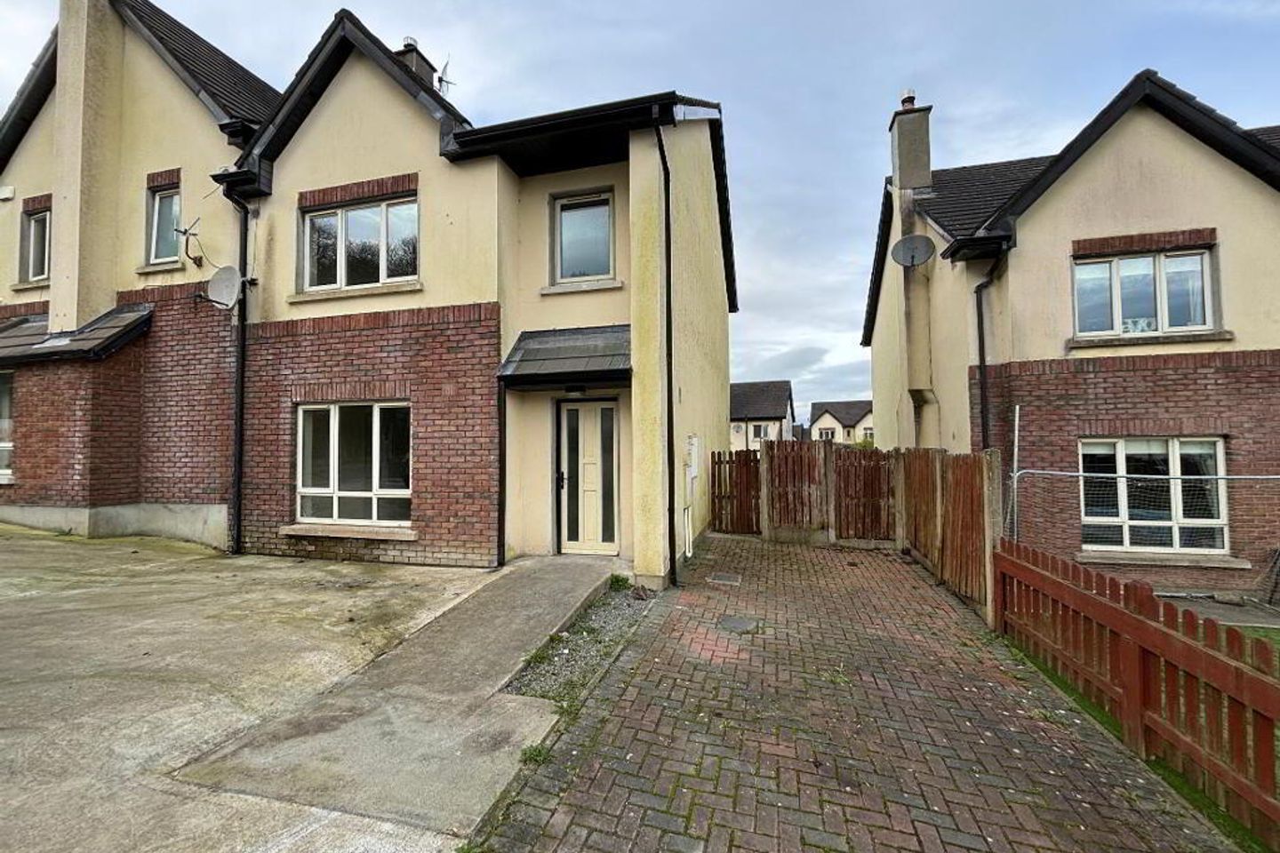25 Castle Heights, Carrickbeg, CarrickonSuir, Co. Tipperary, E32CF60