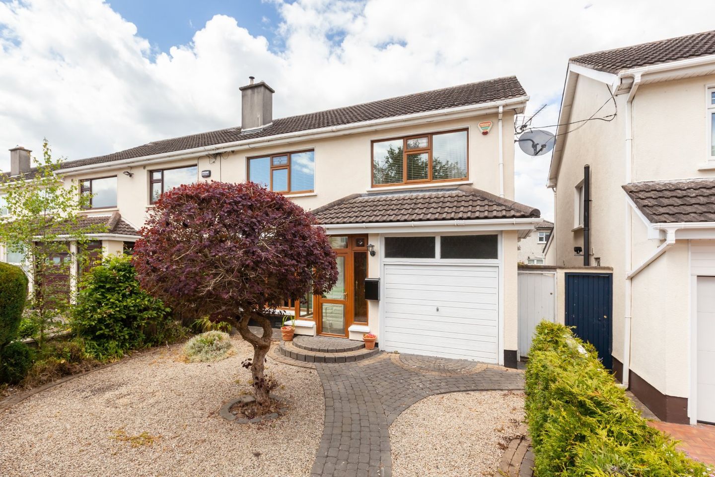 19 Roselawn Walk, Castleknock, Dublin 15, D15PA0D is for sale on Daft.ie