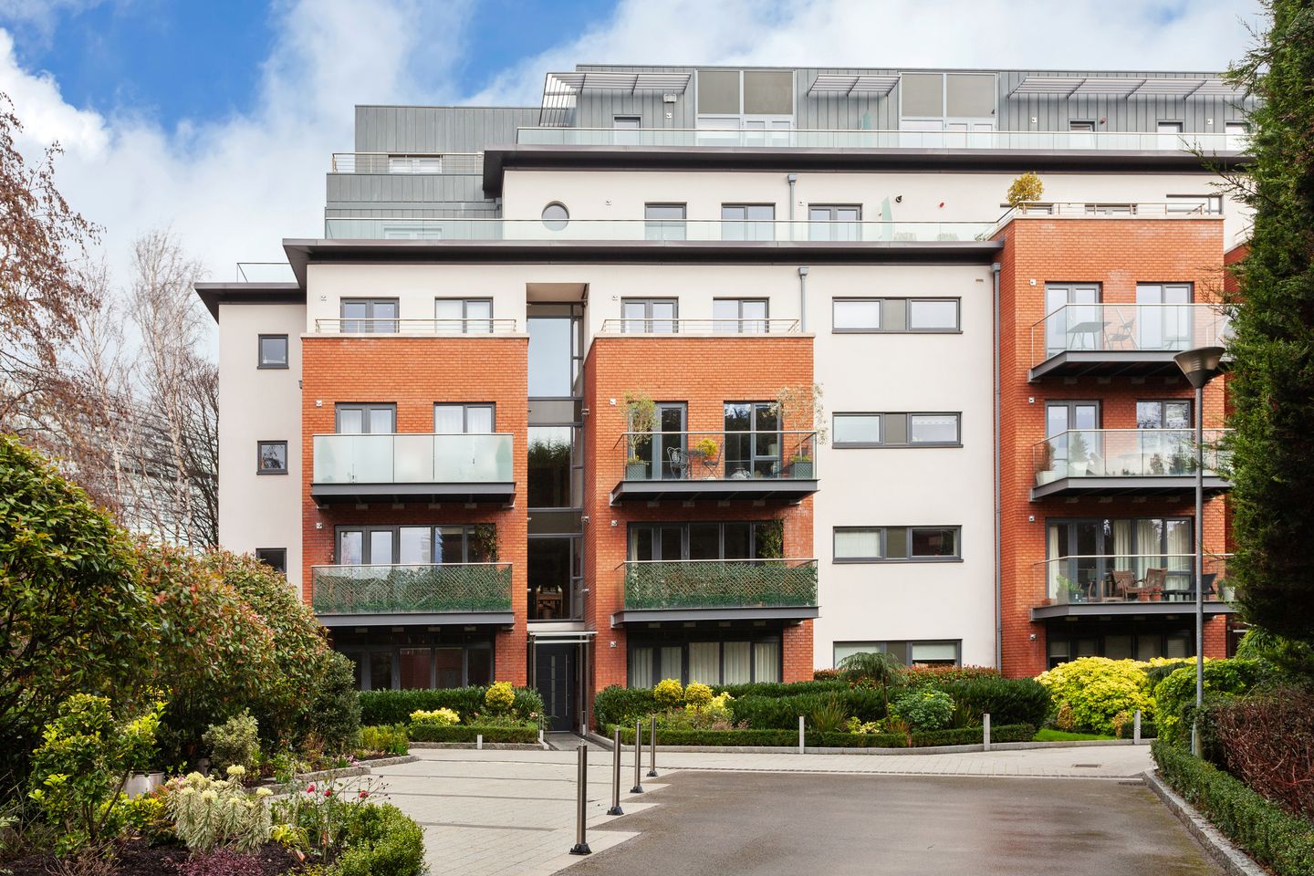 Apartment 26, Lansdowne Wood, Lansdowne Road, Ballsbridge, Dublin 4