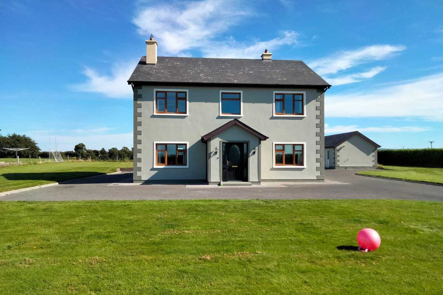 Derrymore, Tullamore, Co. Offaly, R35D920