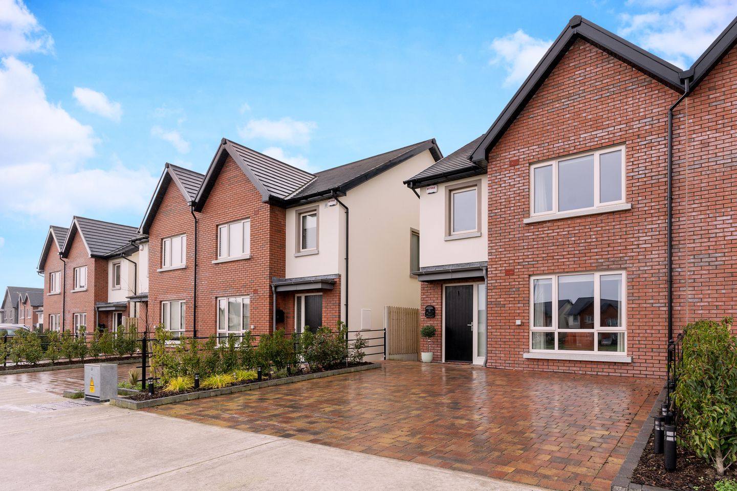 Listoke , Ballymakenny Road , Drogheda, Co. Louth