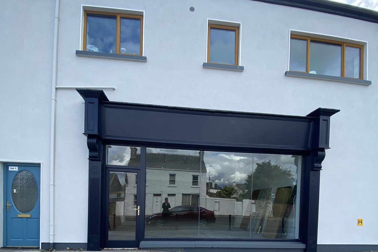 Unit To Let, Unit 2 Knights Court, Castle Street, Roscommon Town, Co. Roscommon