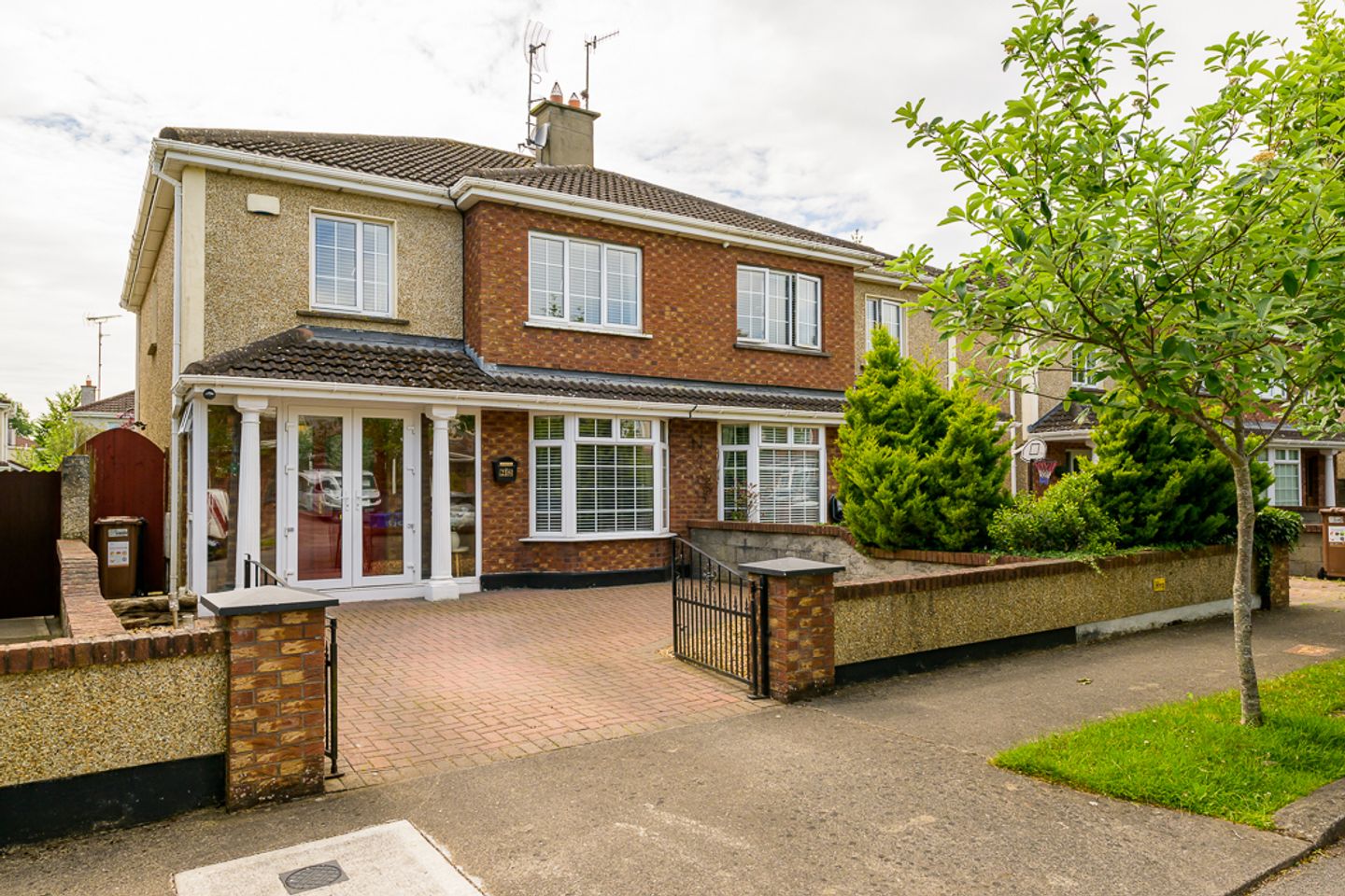 28 The Court, Athlumney Abbey, Athlumney, Co. Meath, C15RVX0 is for