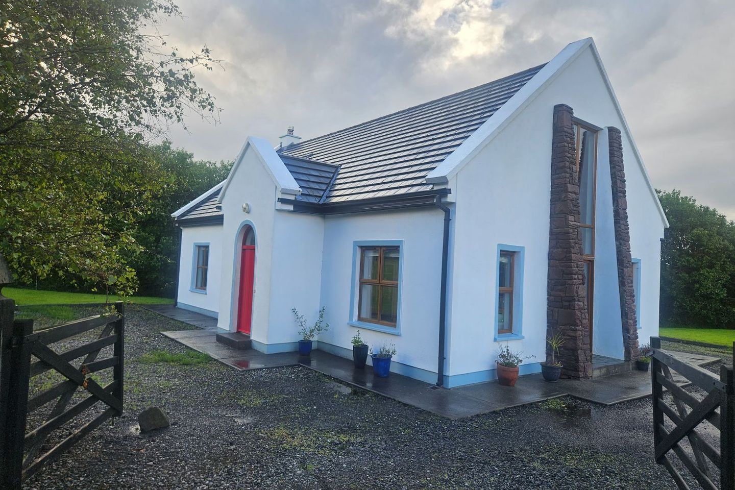 1 Golf Road, Mulranny, Co. Mayo, F28CF79 is for sale on Daft.ie