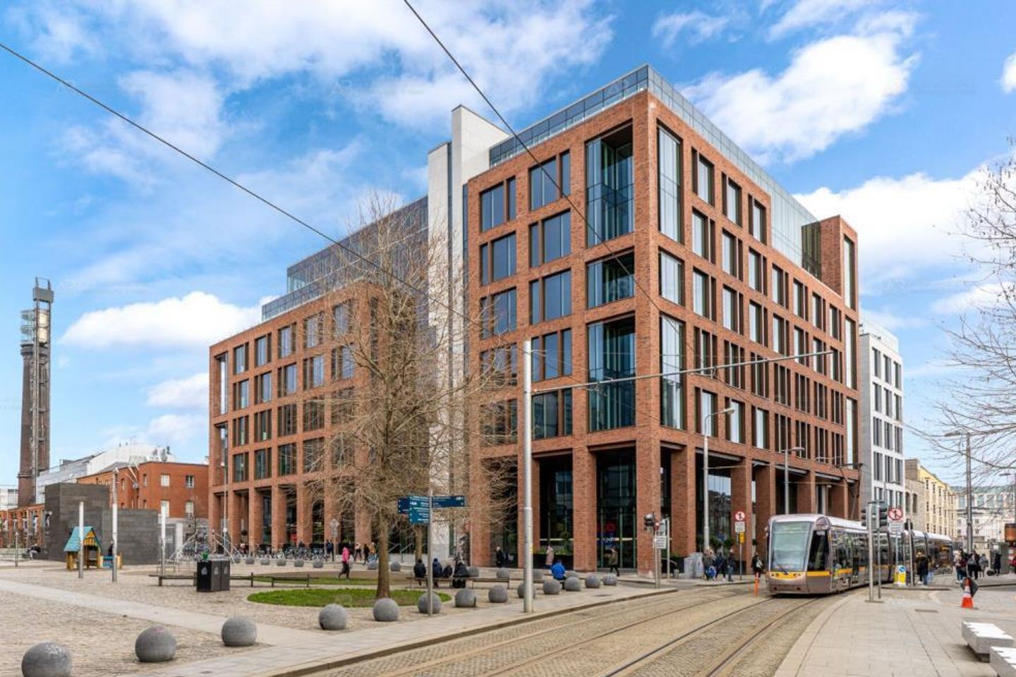 Commercial property for rent in Distiller's Building, Penthouse Floor