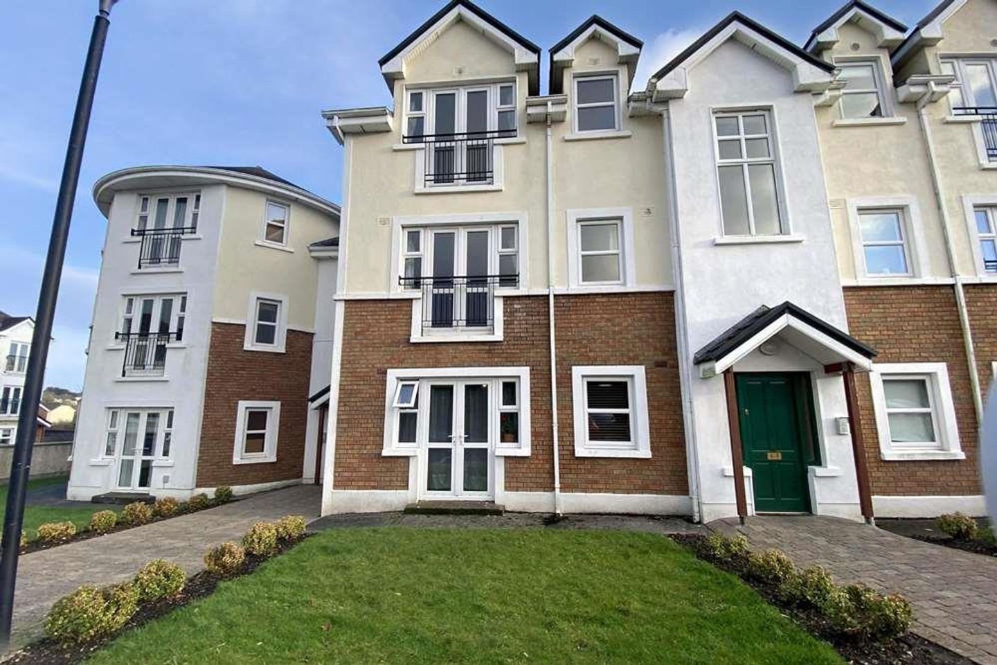 Apartment 4, Cluain Riocaird. Headford Road, Galway City, Galway City Centre