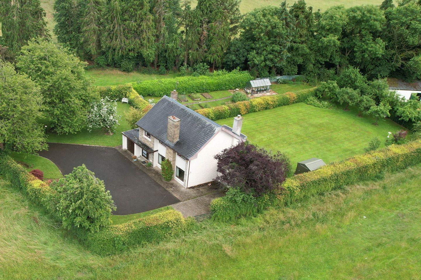 "Roslevin", Ballinakill Road, Abbeyleix, Co. Laois, R32FW14