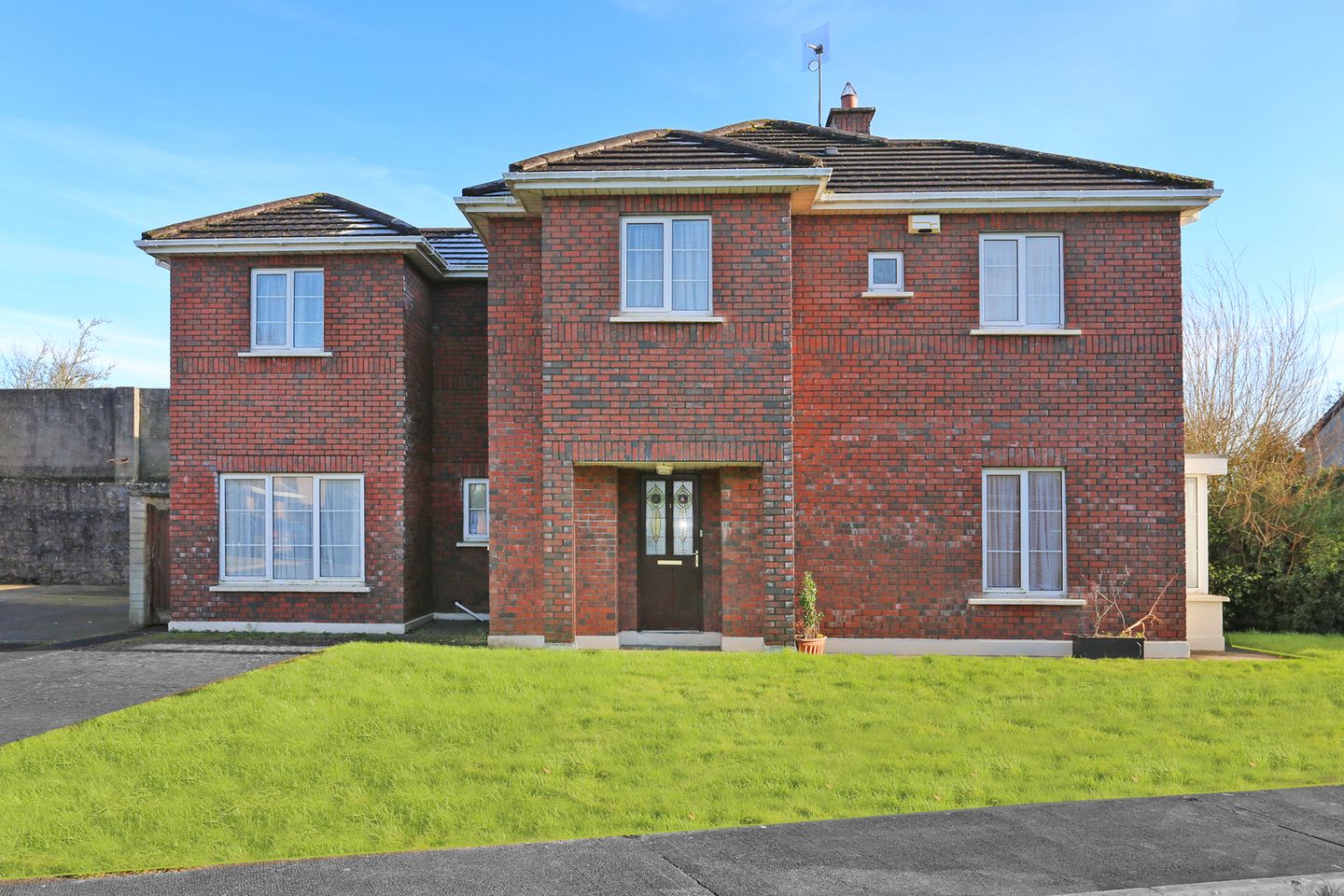 11 Waterville, Ennis Road, Co. Limerick, V94AYH3 is for sale on Daft.ie