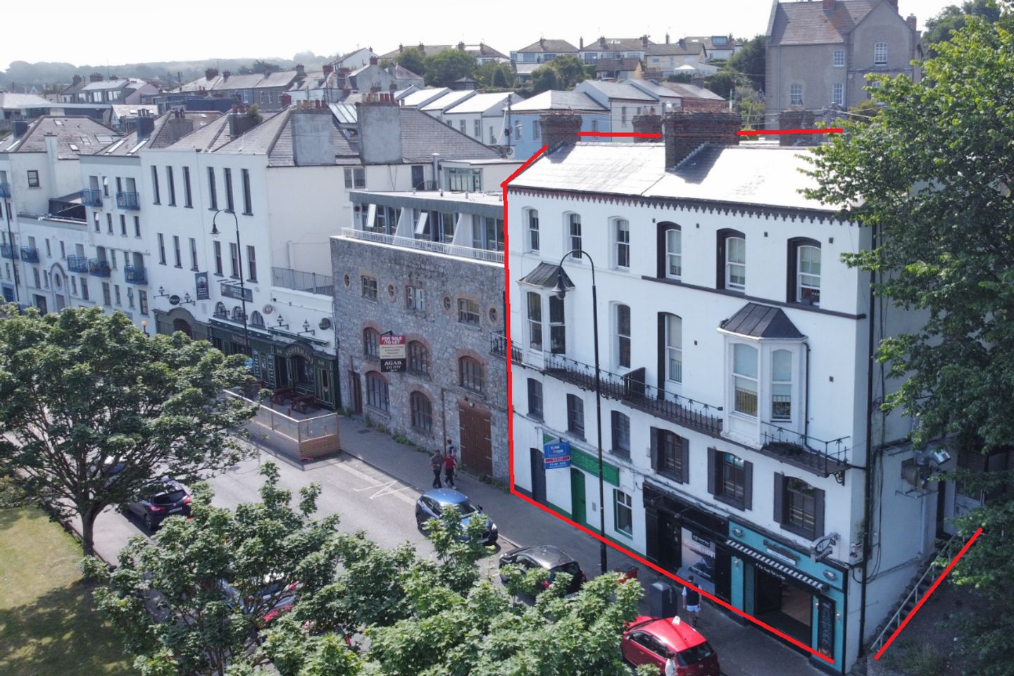 Commercial property for sale in Prime Commercial Unit with 7 Stylish