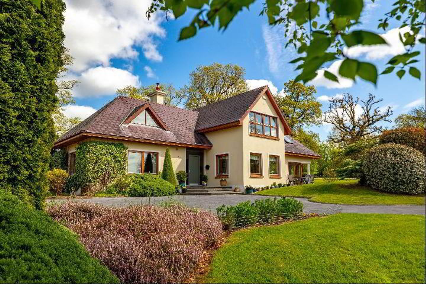 Garden Grove, Ardfinnan Road, Cahir, Co. Tipperary, E21AK09