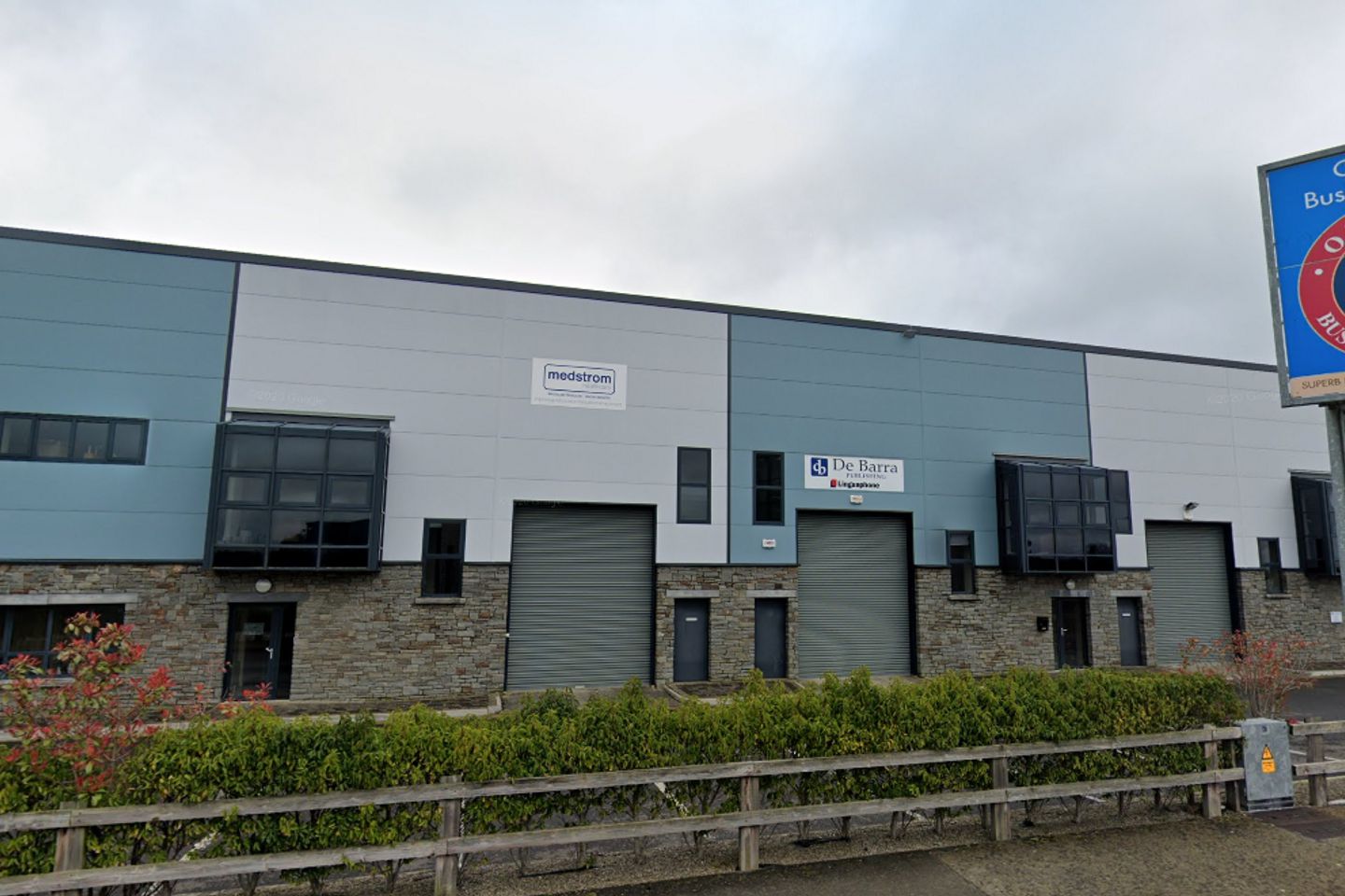 Commercial property for rent in Oaktree Business Park, Dunderry Road