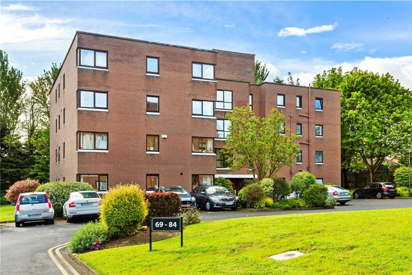 82 Cherbury Court Booterstown, Booterstown, Co. Dublin is for sale on Daft.ie