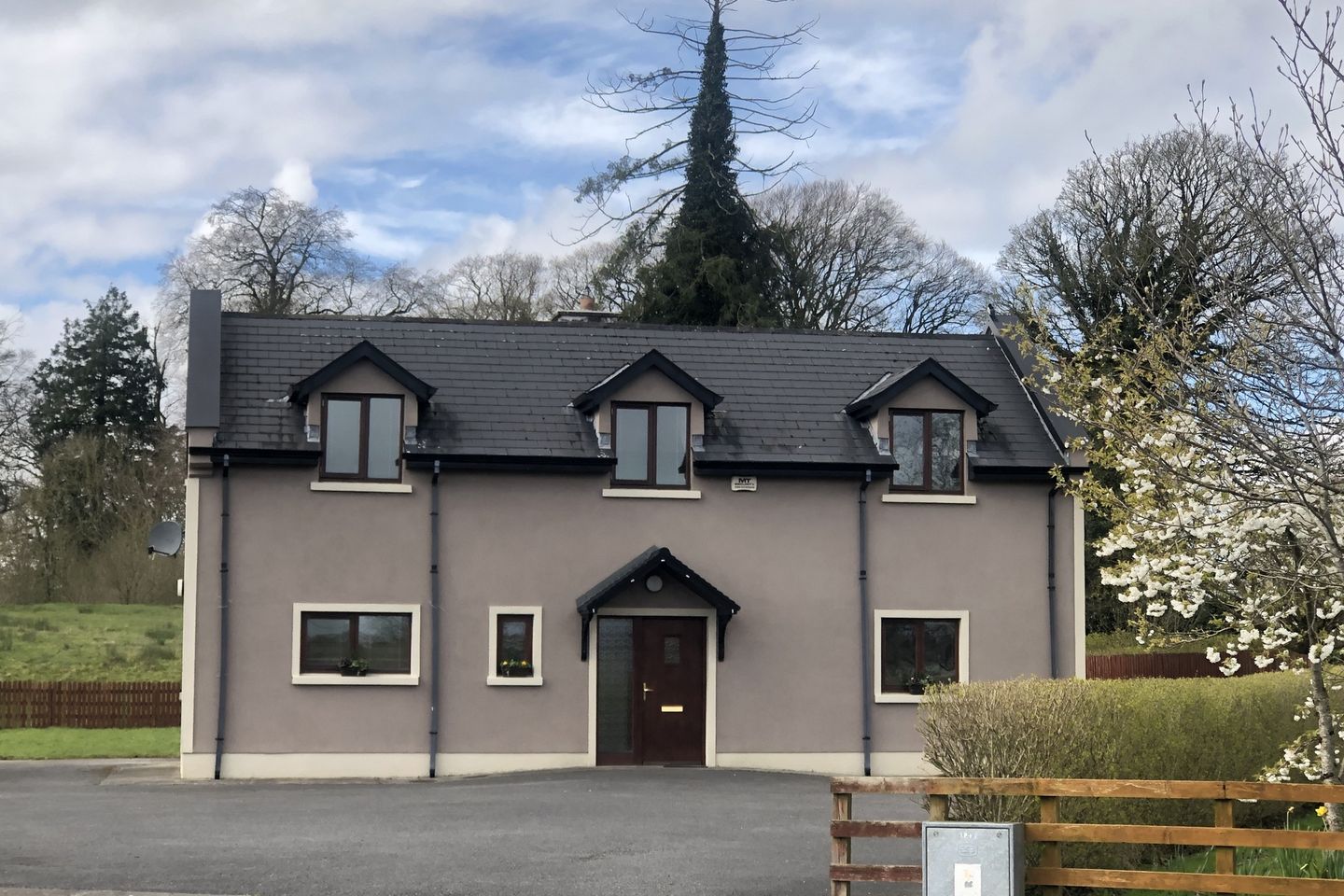 8 Kilcleagh Park, Moate, Co. Westmeath, N37DX29 is for sale on Daft.ie