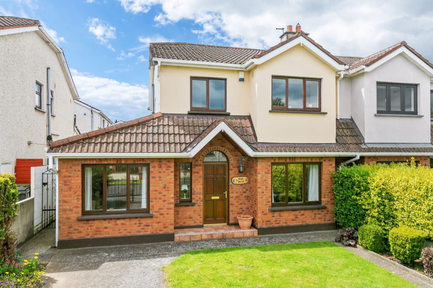 5 Bushfield Drive, Clondalkin, Dublin 22, D22X522 is for sale on Daft.ie