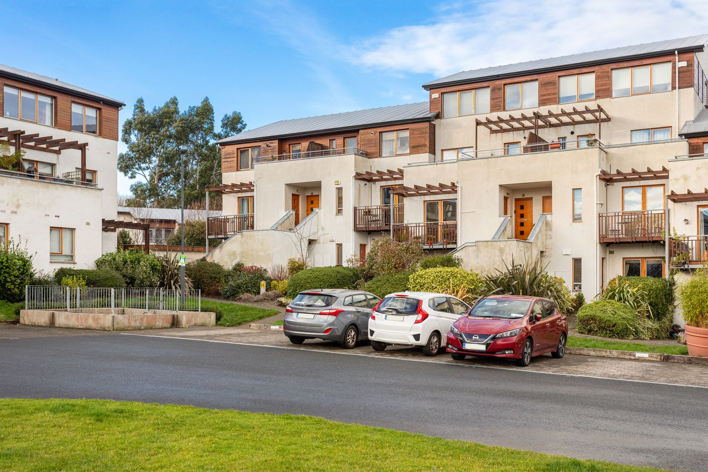 32 Brennanstown Square, Cabinteely, Dublin 18, D18HK51 is for sale on