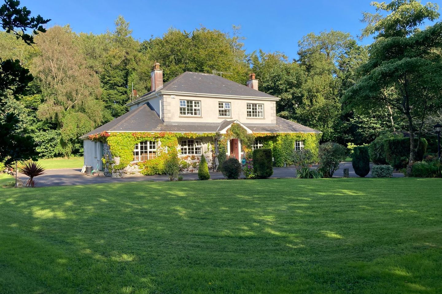 'Oaklawns', Tinnock Upper, Gorey, Co. Wexford, Y25D863 is for sale on