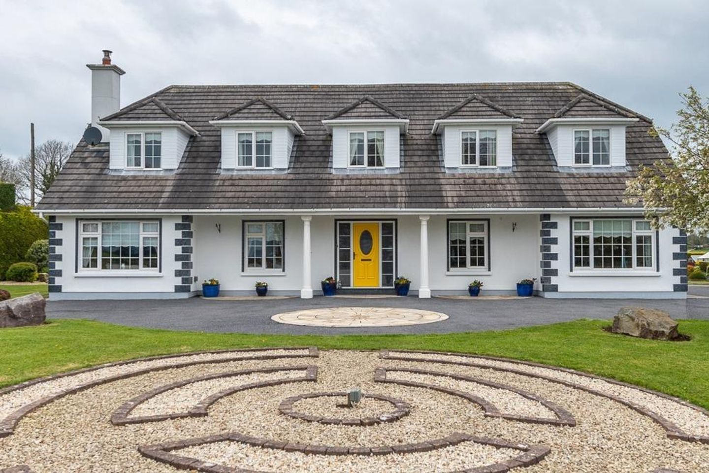 Cregmore House, Ballyknock, CarrickonSuir, Co. Waterford, E32T263 is