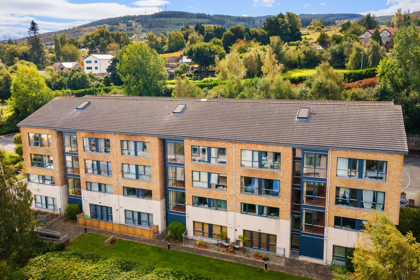 17 Corrig Hall, Ticknock Hill, Dublin 18, D18P974