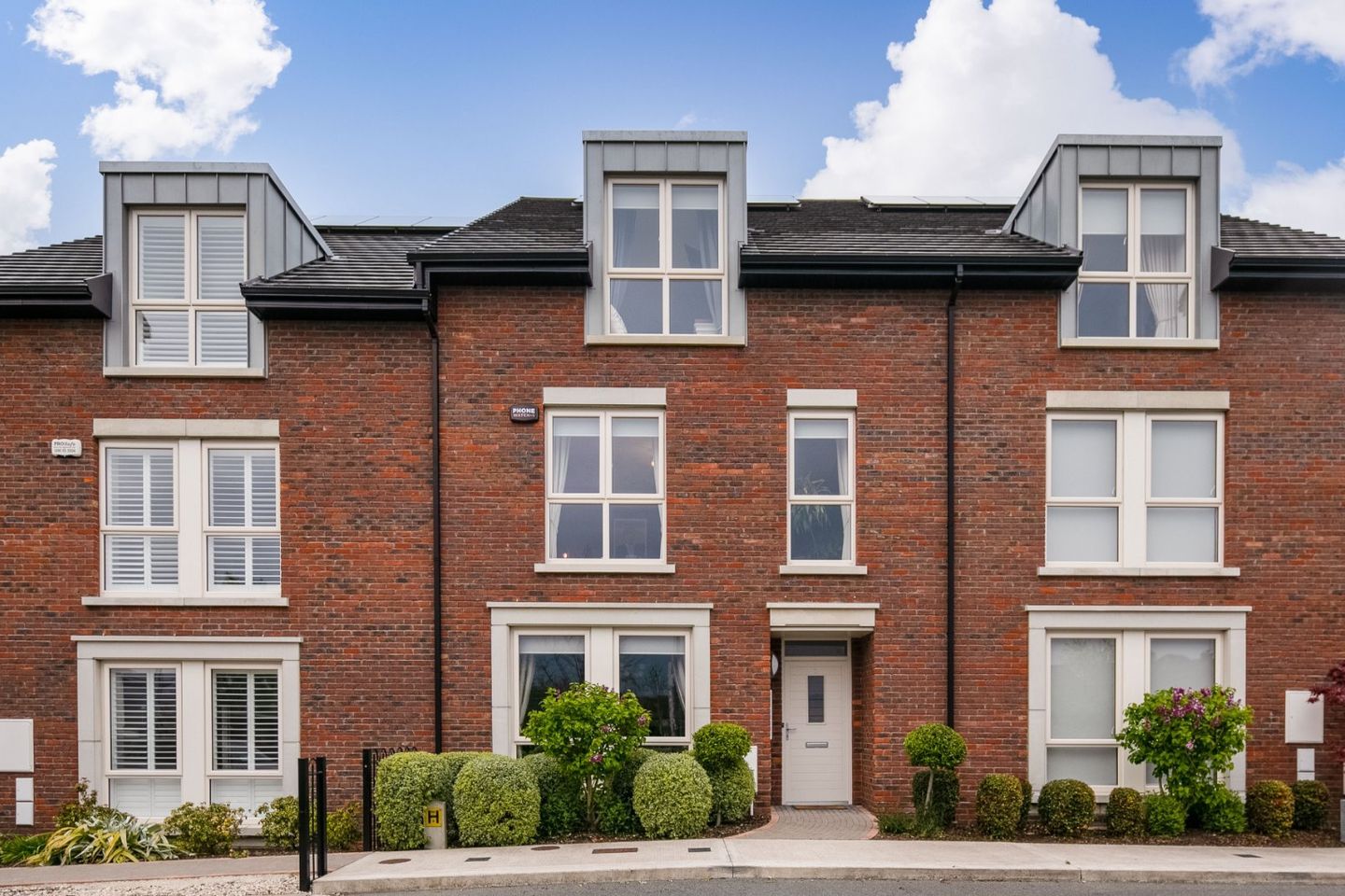 2 Cualanor Avenue, Cualanor, Dun Laoghaire, Co. Dublin, A96RX6N