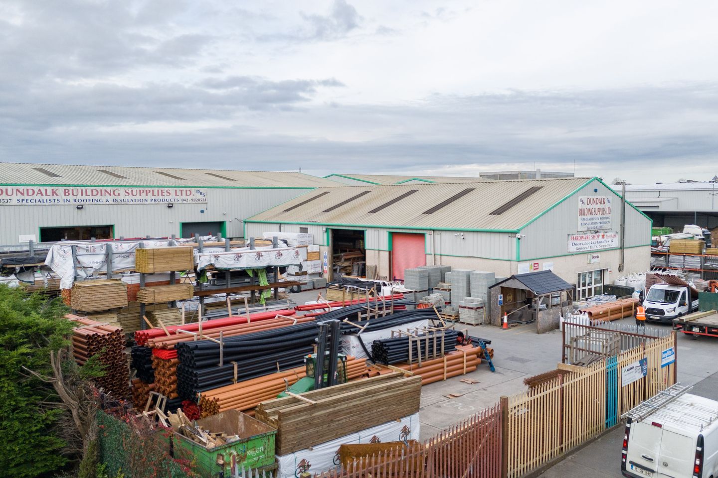 Commercial property for rent in Coe's Road, Marshes Lower, Dundalk